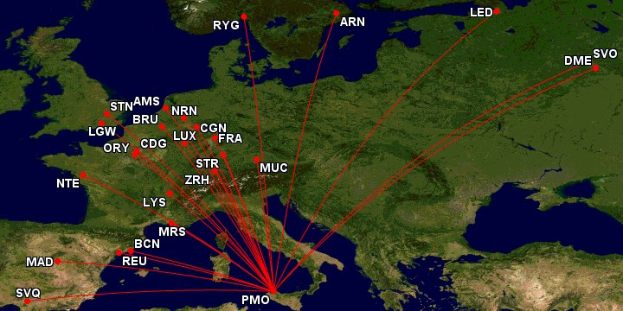 Europakarte mit einer roten Linie, die eine kreisförmige Flugroute von London nach London nachzeichnet, begleitet von erklärendem Text.