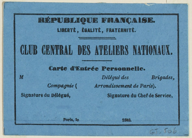 Blaue Karte mit "Club Central des Ateliers Nationalaux" darauf gedruckt.